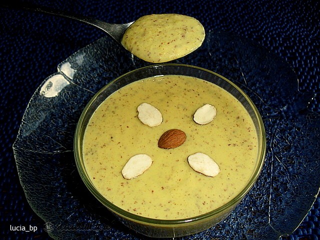 Budinca Dulce de Migdale- Badam Kheer