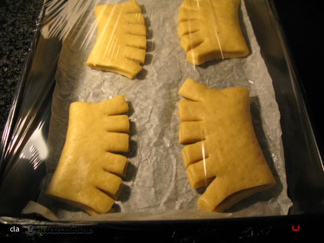 Gheare de Urs (bear Claws)