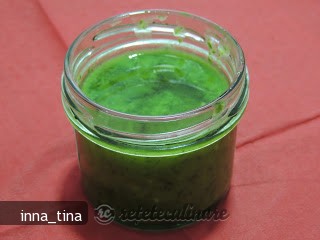 Sos Pesto, fara Samburi de Pin