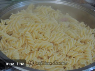 Paste Fusilli cu Zucchine