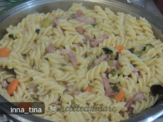 Paste Fusilli cu Zucchine