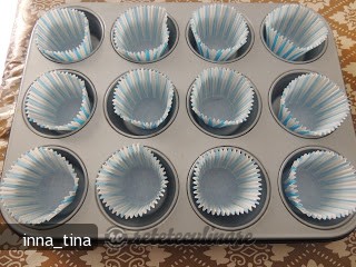 Muffins cu Ricotta si Visine
