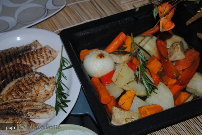 Roasted Vegetables With Herbs (Zarzavaturi Coapte)