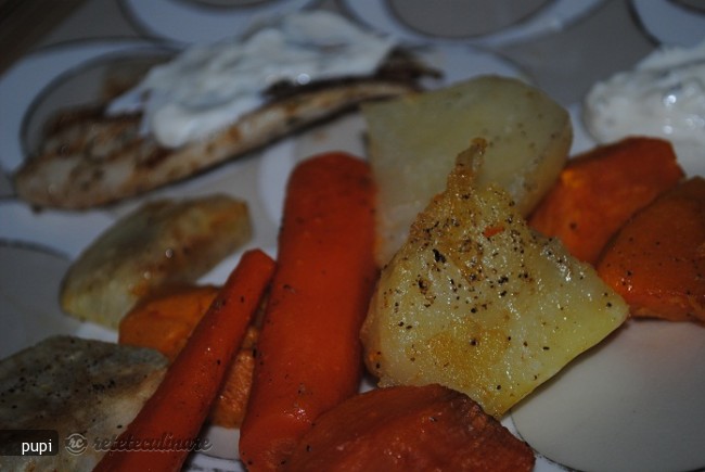 Roasted Vegetables With Herbs (Zarzavaturi Coapte)