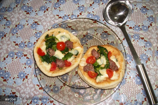 Pizzette Brocoli (Brocoli Di Rapa) si Carnati