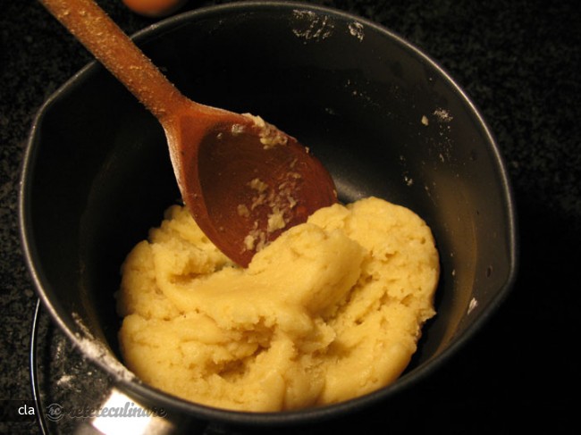 Eclere cu Crema de Vanilie