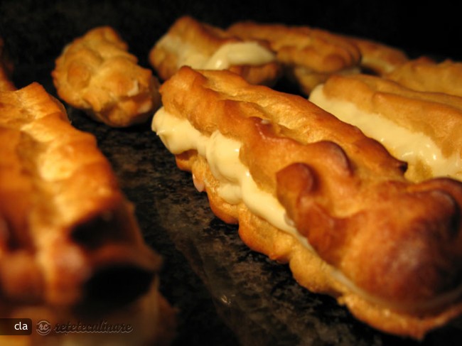 Eclere cu Crema de Vanilie