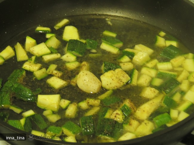 Spaghette cu Pesto de Rucola si Zucchine