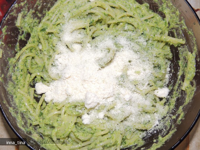 Spaghette cu Pesto de Rucola si Zucchine