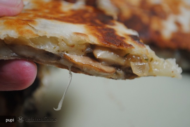 Quesadillas cu Ciuperci