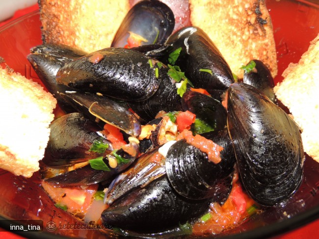 Zuppa Di Cozze Alla Napoletana (Supa de Scoici)