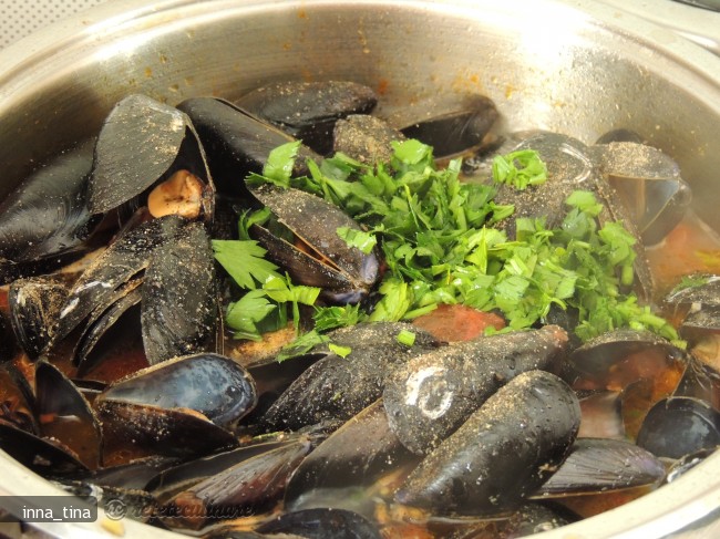 Zuppa Di Cozze Alla Napoletana (Supa de Scoici)