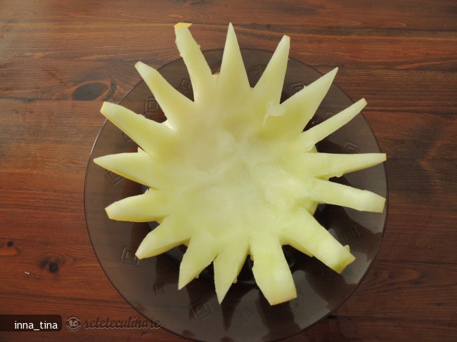 Salata de Fructe cu Inghetata