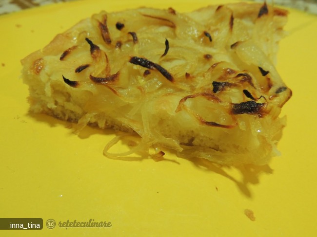 Foccacia cu Ceapa (Foccacia Con Le Cipolle)