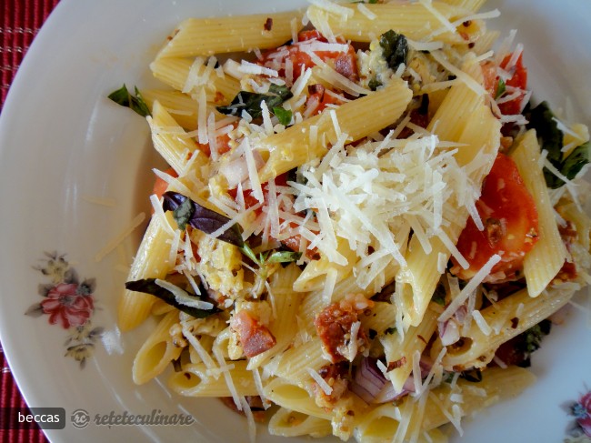 Penne cu Chorizo, Legume si Manchego