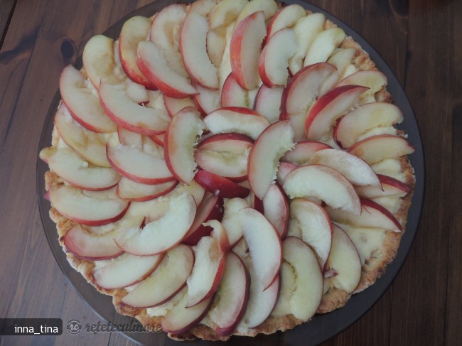 Tarta cu Piersici