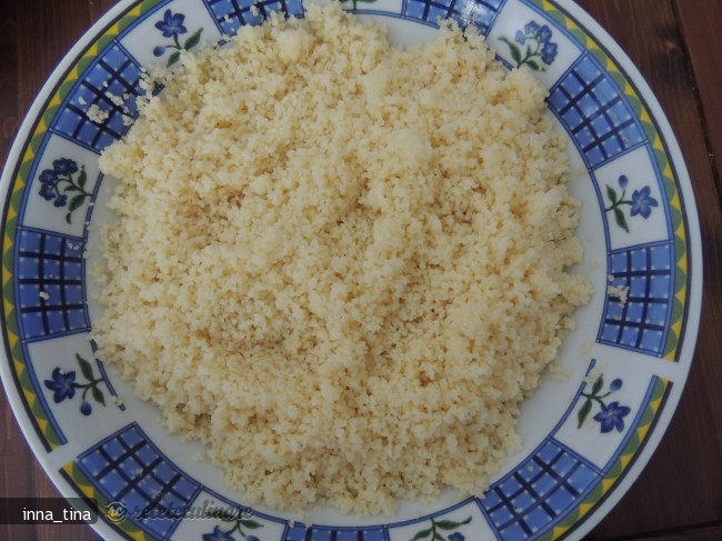 Couscous cu Tocanita de Ficatei si Inimi de Pui si Ciuperci