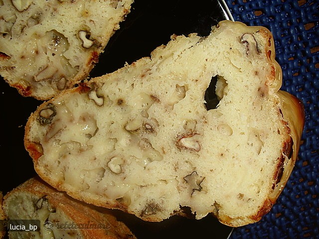 Chec cu Gorgonzola si Nuci- Ciambella Gorgonzola E Noci