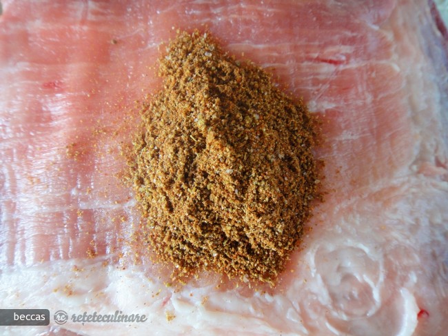 Costite de Porc Marinate, Morcovi si Cartofi Copti