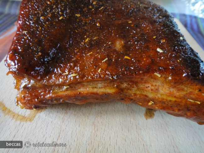 Costite de Porc Marinate, Morcovi si Cartofi Copti