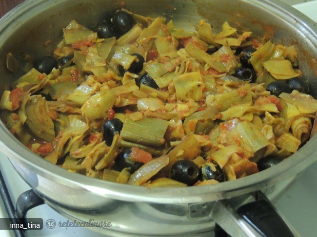 Spaghetti cu Anghinare (Spaghetti Con Carciofi)