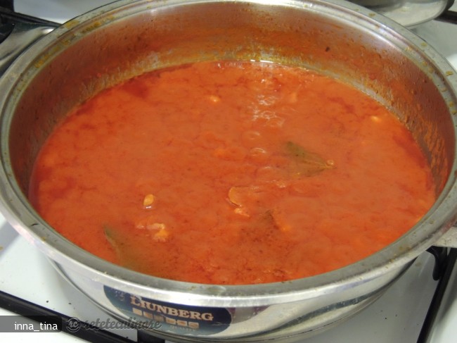 Tortellini cu Sos Tomat si Pancetta