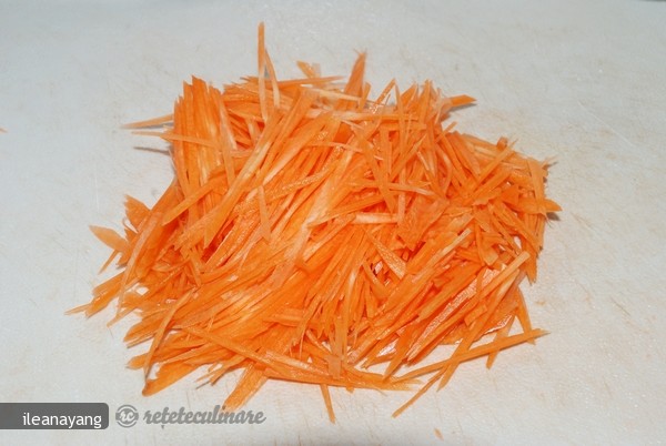 Salata cu Trei Feluri de Legume (Ban Sansi)