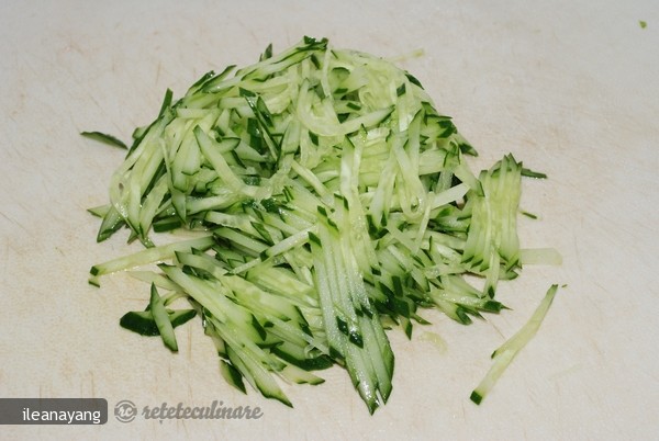 Salata cu Trei Feluri de Legume (Ban Sansi)