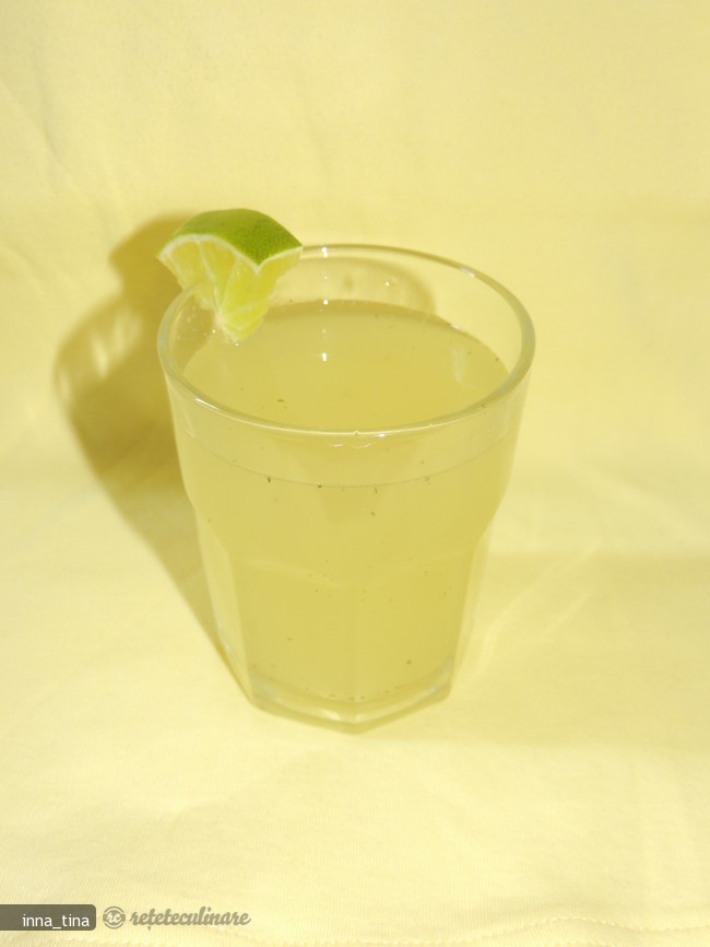 Limonada cu Lime si Menta
