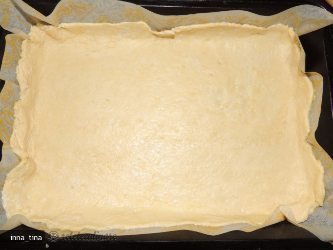 Pizza cu Pancetta si Wurstel
