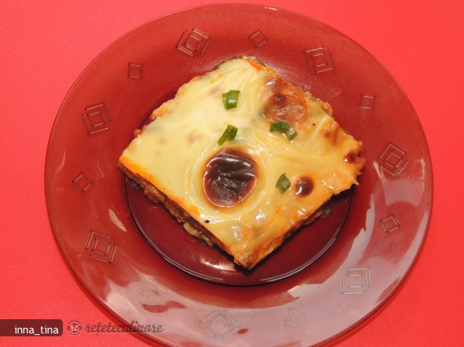 Mille-feuille de vinete cu carne