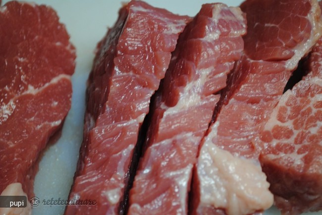 Carne de Vita cu Ciuperci la tigaie