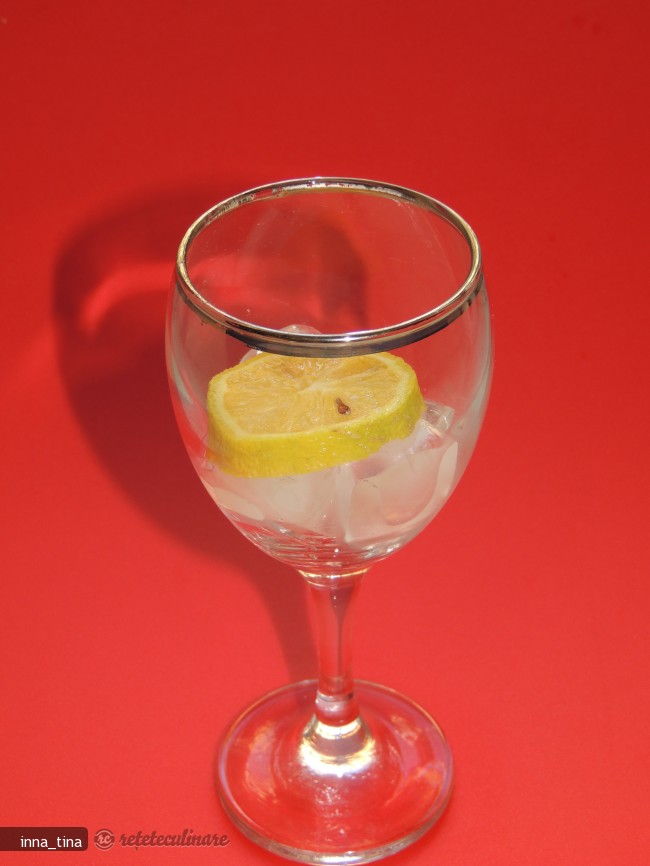 Tinto de Verano (Vin Rosu, de Vara)