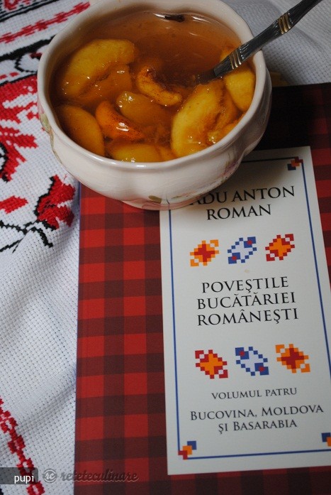 Compot de Piersici `pe Zahar`