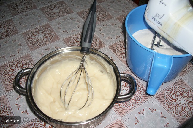 Madeira Cake cu Crema de Lapte