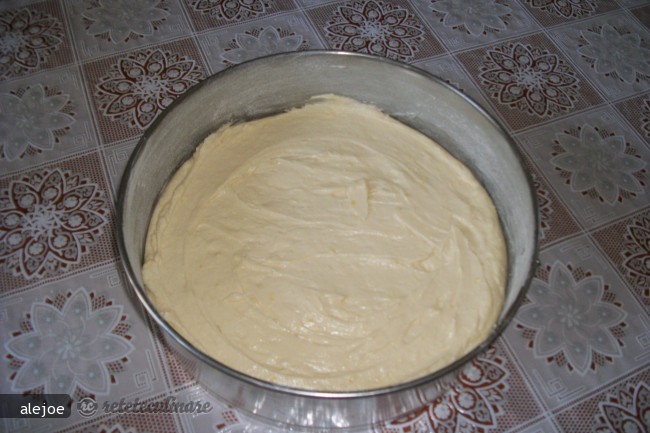 Madeira Cake cu Crema de Lapte