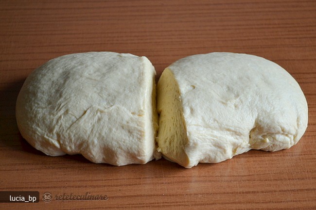Placinta Rasucita cu Branza, din Aluat cu Urda