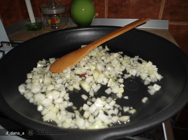 Rulada cu Urzici si Ciuperci (de Post)