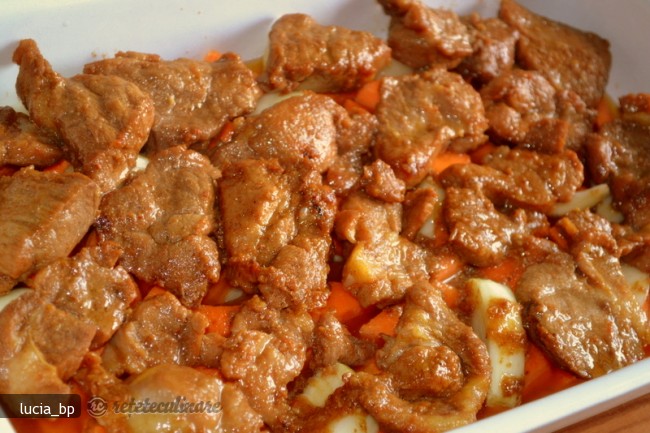 Ceafa/Cotlet de Porc cu Piure de Telina si Piersici