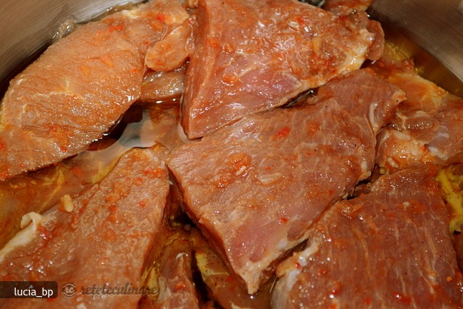 Ceafa/Cotlet de Porc cu Piure de Telina si Piersici