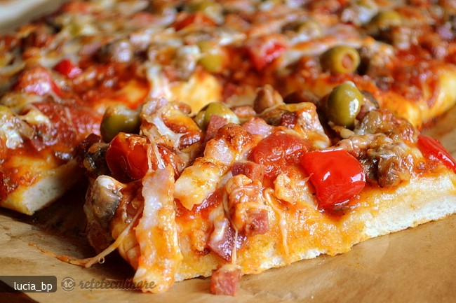 Pizza si Un Aluat Dupa O Reteta Jamie Oliver