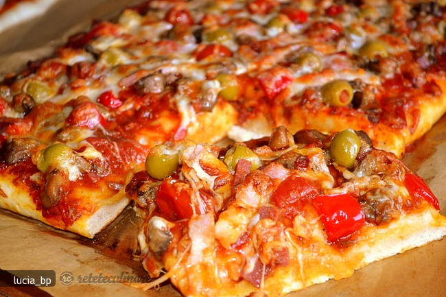 Pizza si Un Aluat Dupa O Reteta Jamie Oliver