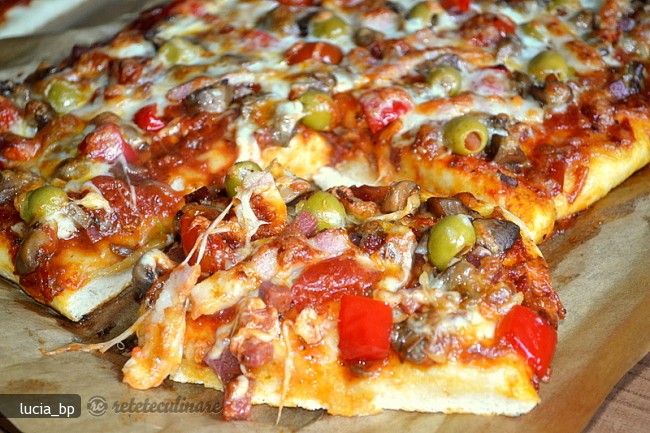 Pizza si Un Aluat Dupa O Reteta Jamie Oliver