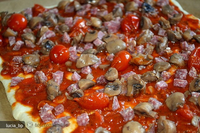 Pizza si Un Aluat Dupa O Reteta Jamie Oliver