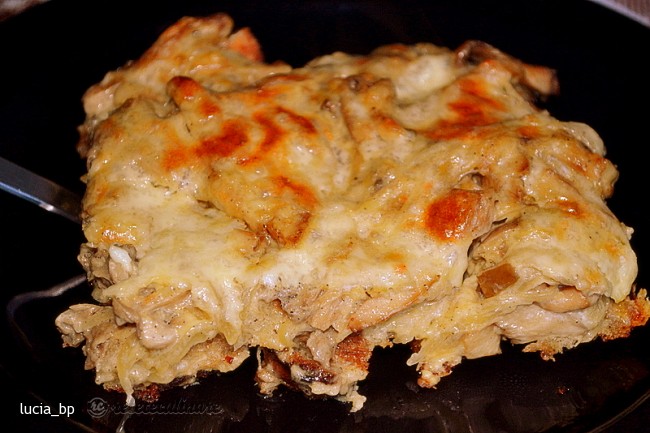 Ciuperci Gratinate cu Crutoane de Paine si Cascaval