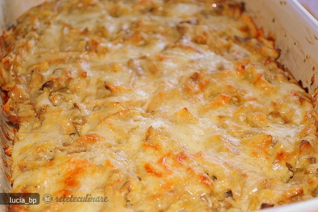 Ciuperci Gratinate cu Crutoane de Paine si Cascaval