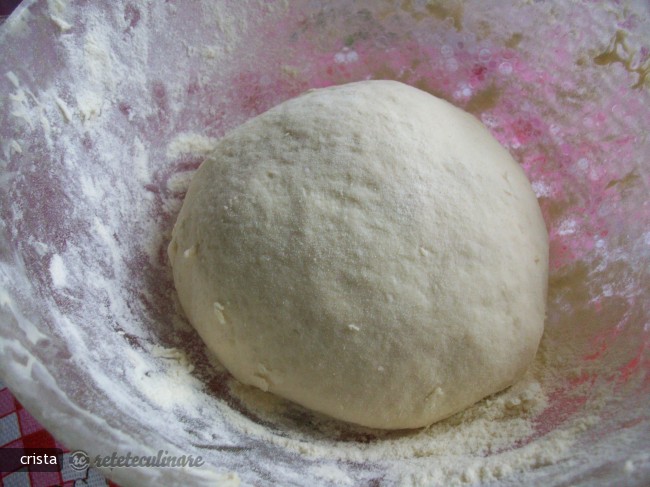 Pizza din Faina Kamut cu Gorgonzola si Broccoli