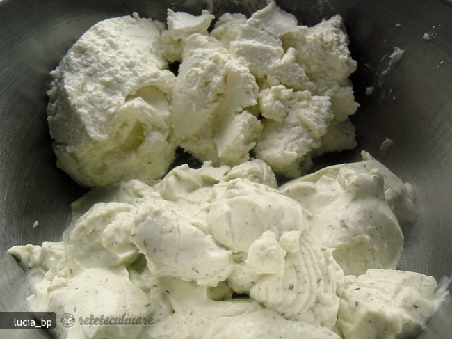 Paine cu Crema de Branza