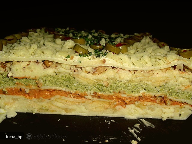 Tort Aperitiv de Cascaval