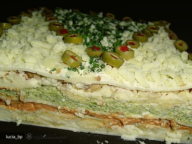 Tort Aperitiv de Cascaval